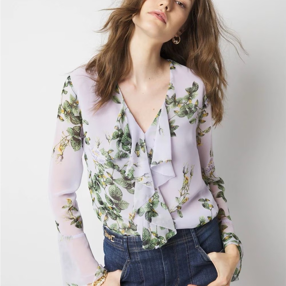 White House Black Market Lavender floral ruffle blouse new with tags